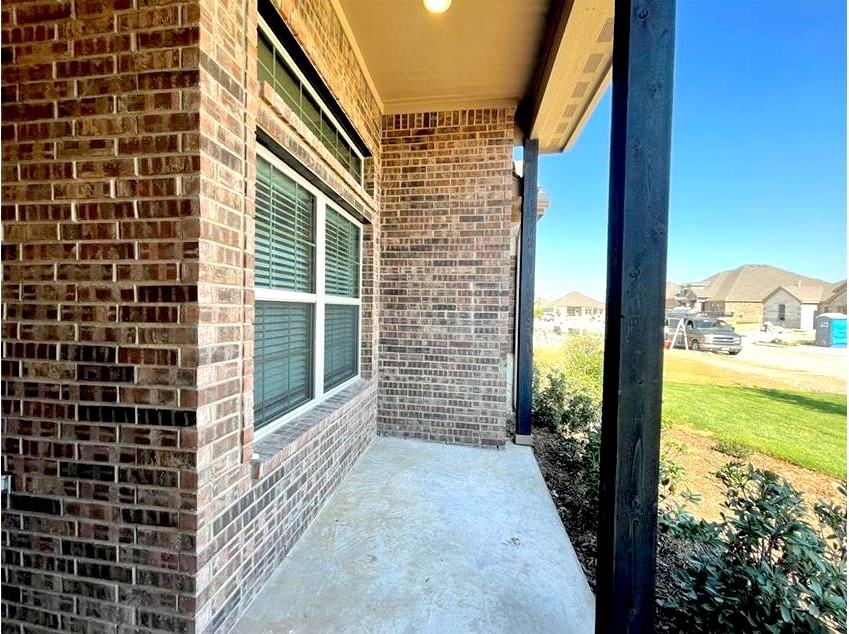 2818 Diamondback Dr #NA - Photo 3 of 25