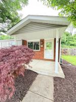 featured image of 705 De Haviland Dr
