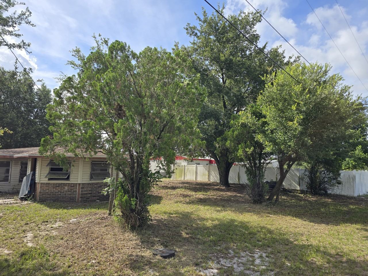 520 Thomas Ave #NA - Photo 4 of 10