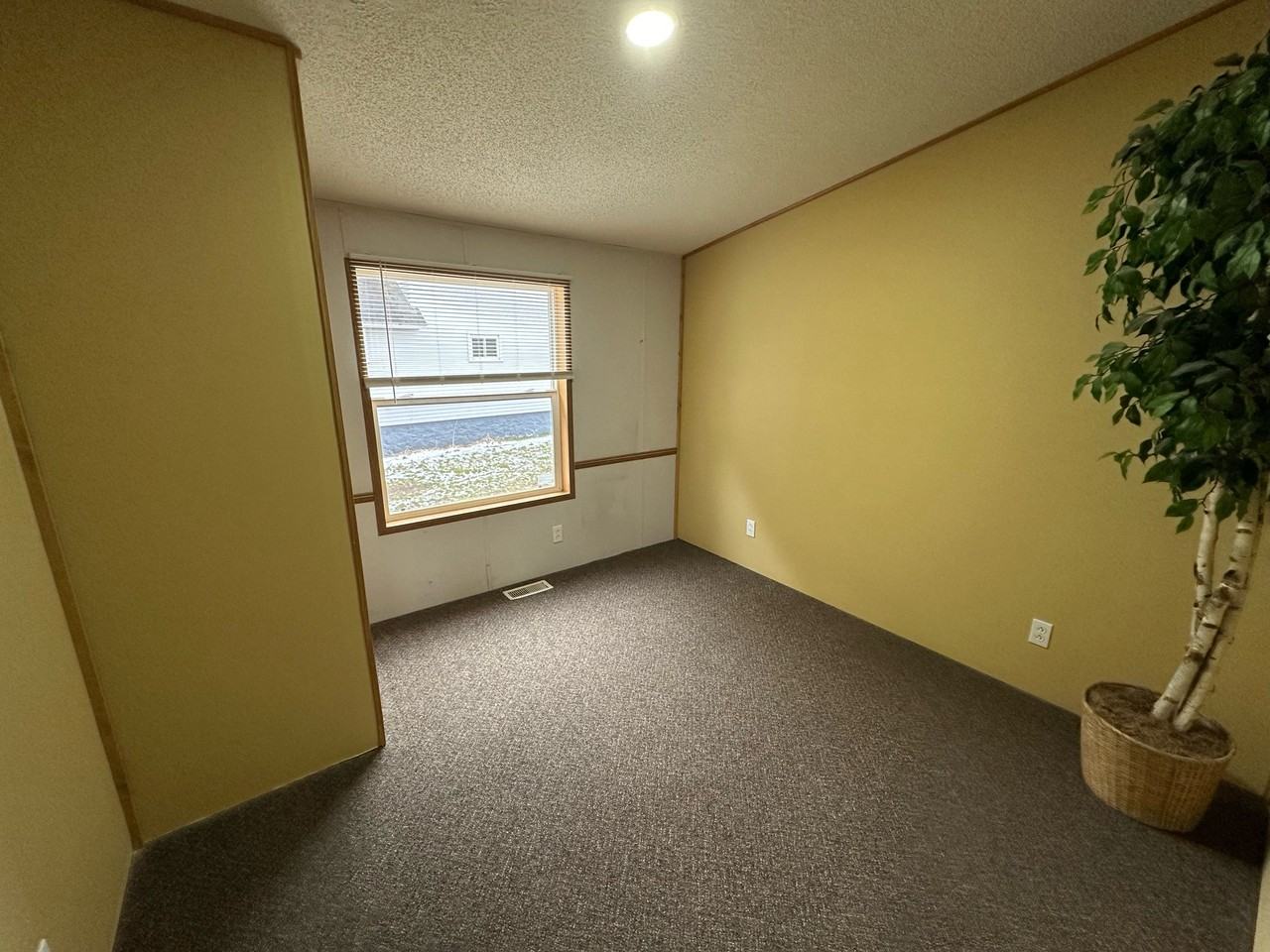 20017 E Sharon Ave - Photo 5 of 11