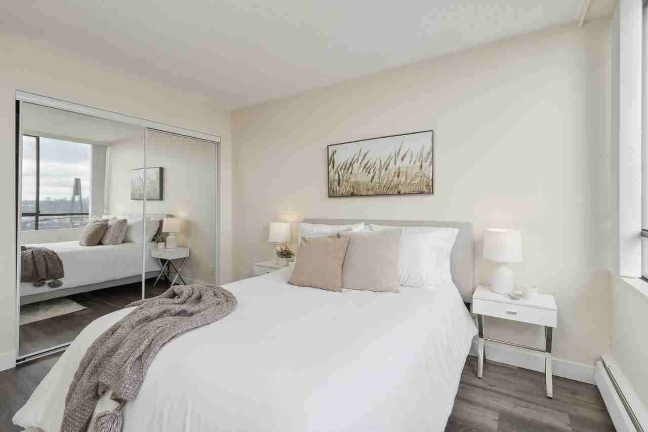 Skyline Towers - Photo 7 of 12