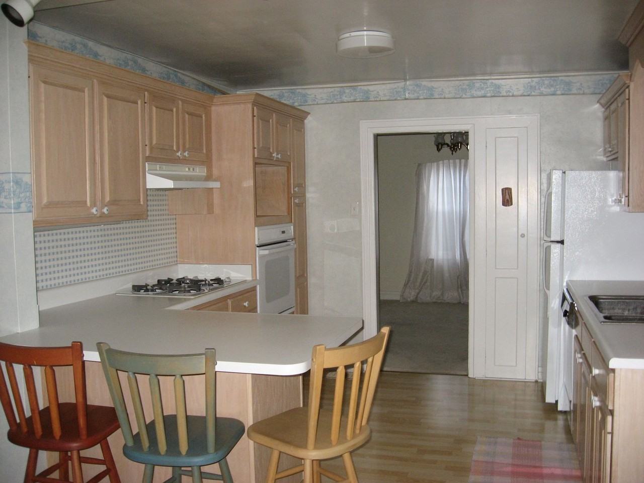 512 Virginia Avenue - Photo 7 of 8