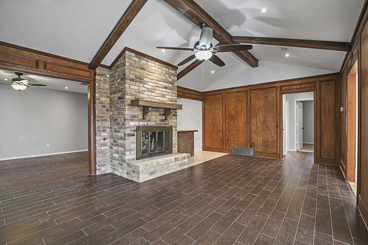 39 Lakewood Dr - Photo 3 of 27