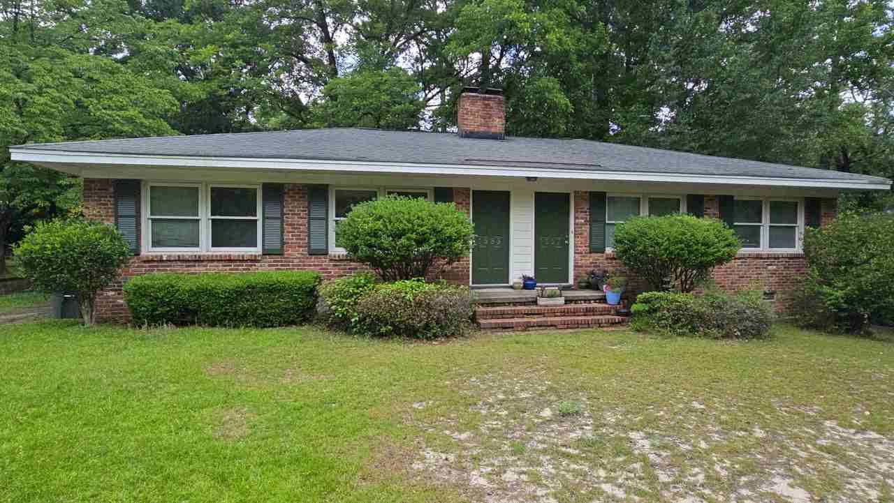 1555 Lonsford Dr - Photo 2 of 21