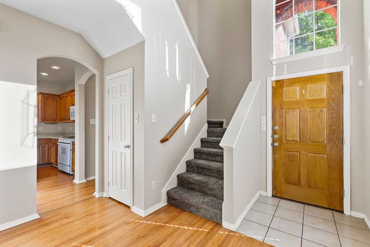 2728 Mountain Lion Drive - Photo 3 of 19