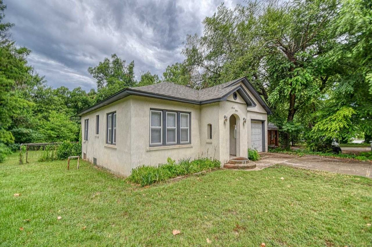 712 S Pickard Ave - Photo 2 of 26