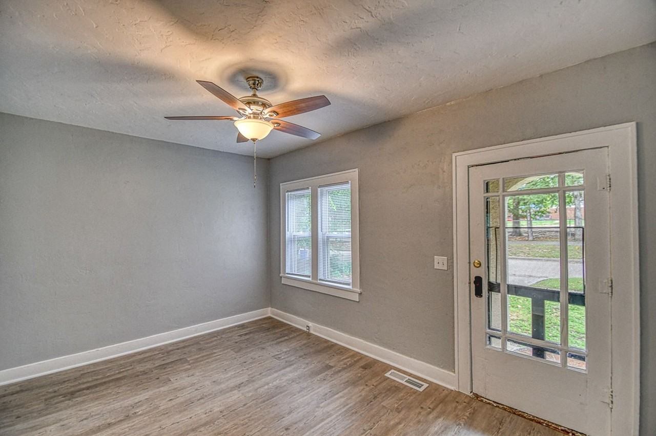 712 S Pickard Ave - Photo 5 of 26