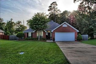4896 Fairview St - Photo 1 of 1