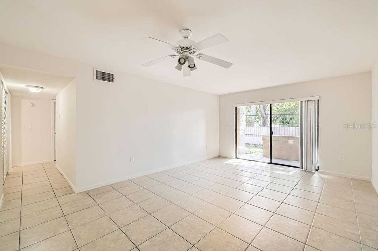 5321 Vineland Rd #C101 - Photo 3 of 12