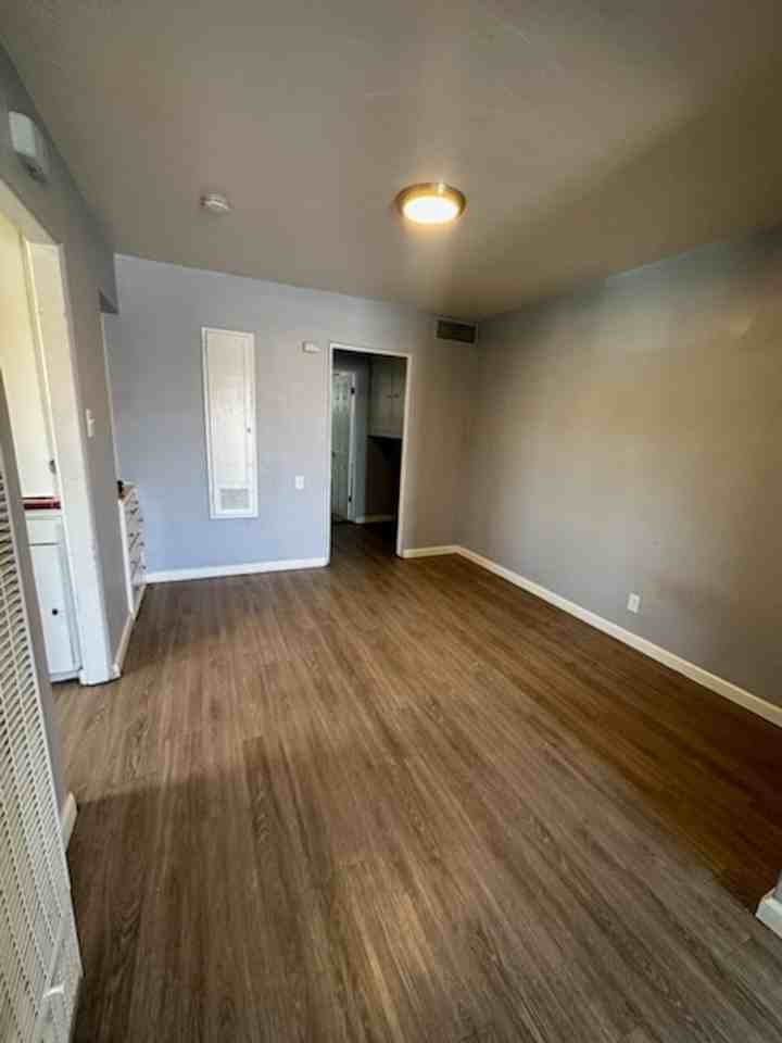 31 W Morton Ave - Photo 7 of 7