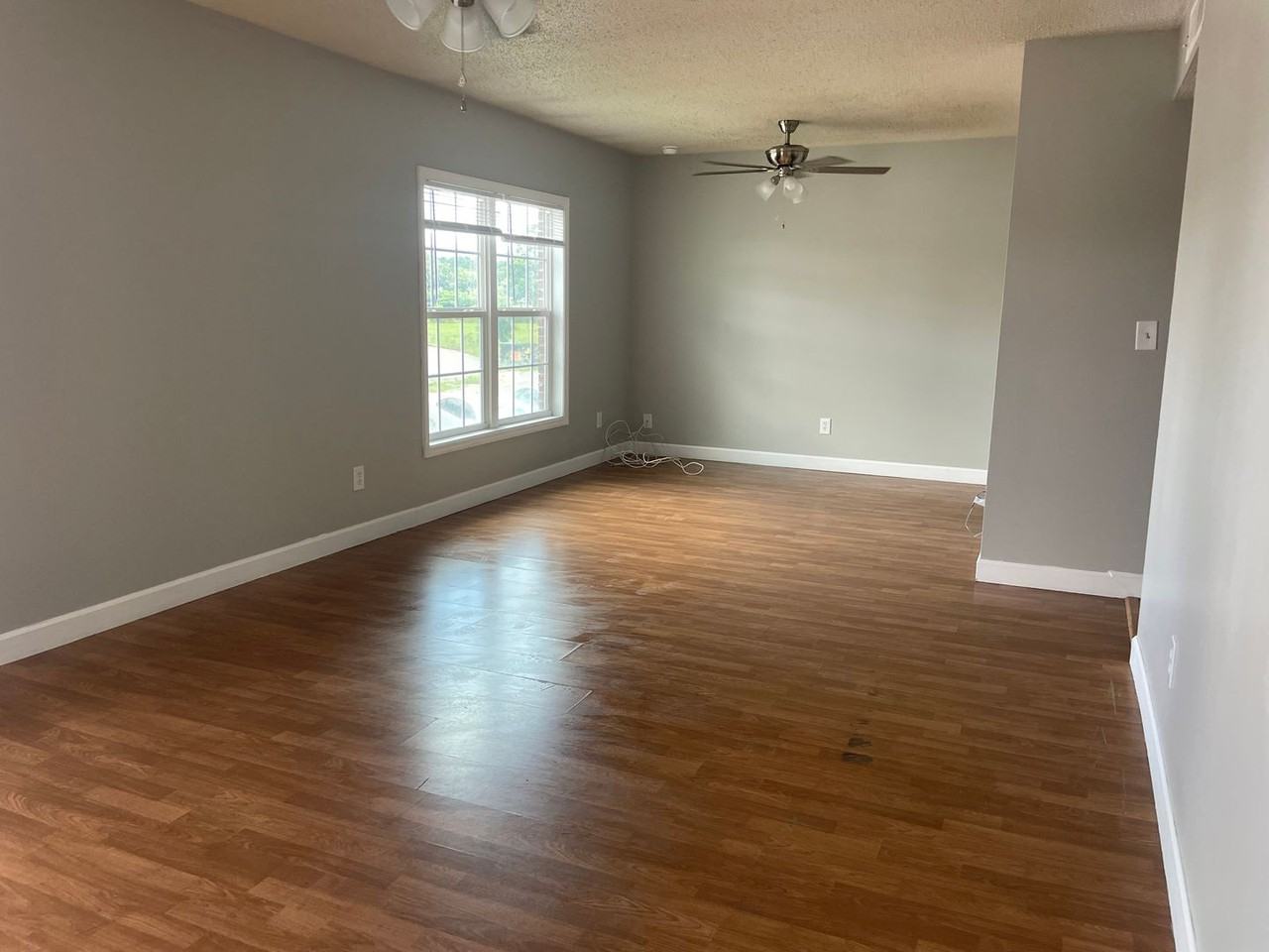 2215 Jonathan Dr Nw - Photo 2 of 7