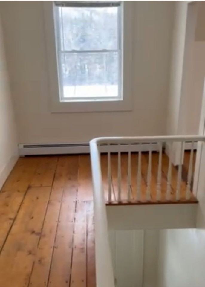 113 Lyme Rd - Photo 5 of 41