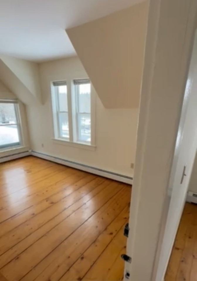 113 Lyme Rd - Photo 6 of 41