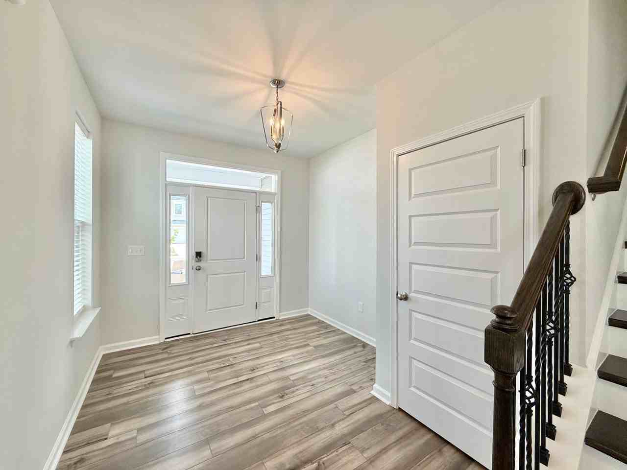 150 Cherry Blossom Ct - Photo 2 of 47