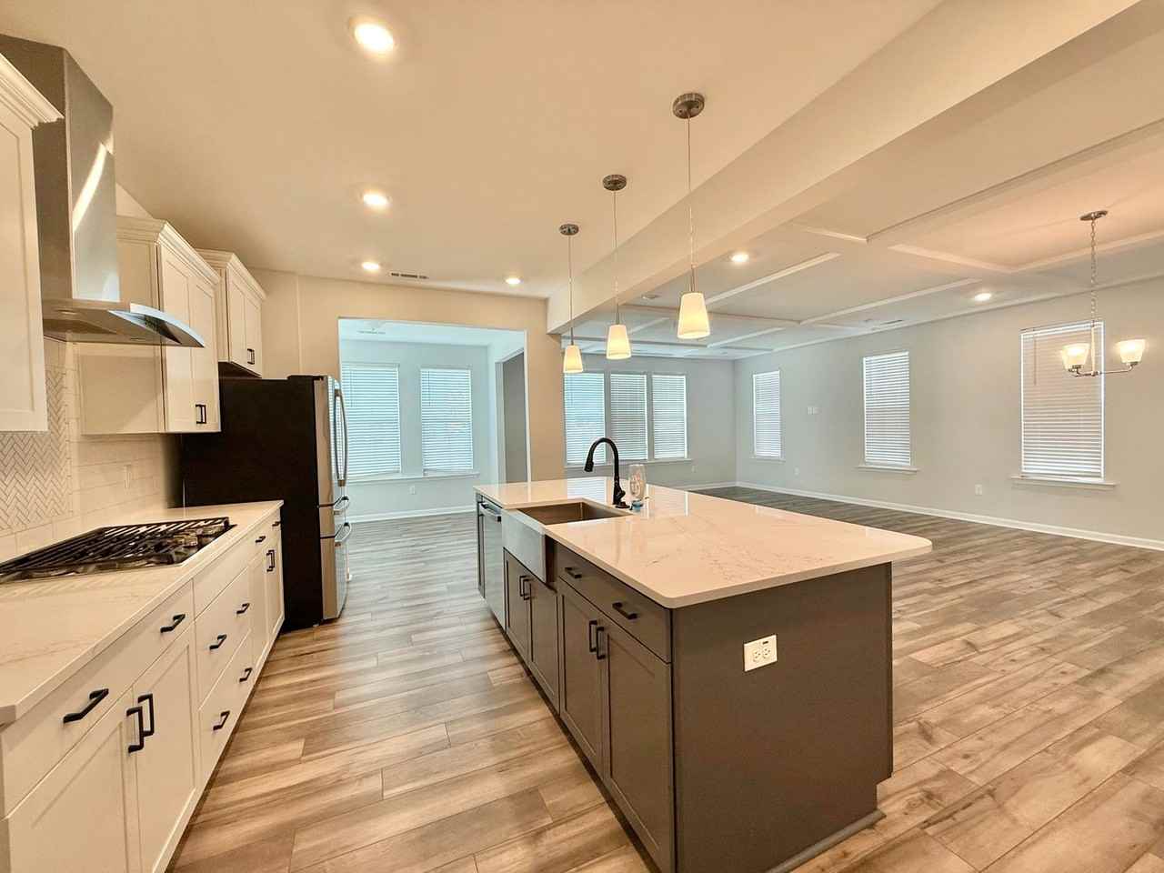 150 Cherry Blossom Ct - Photo 4 of 47