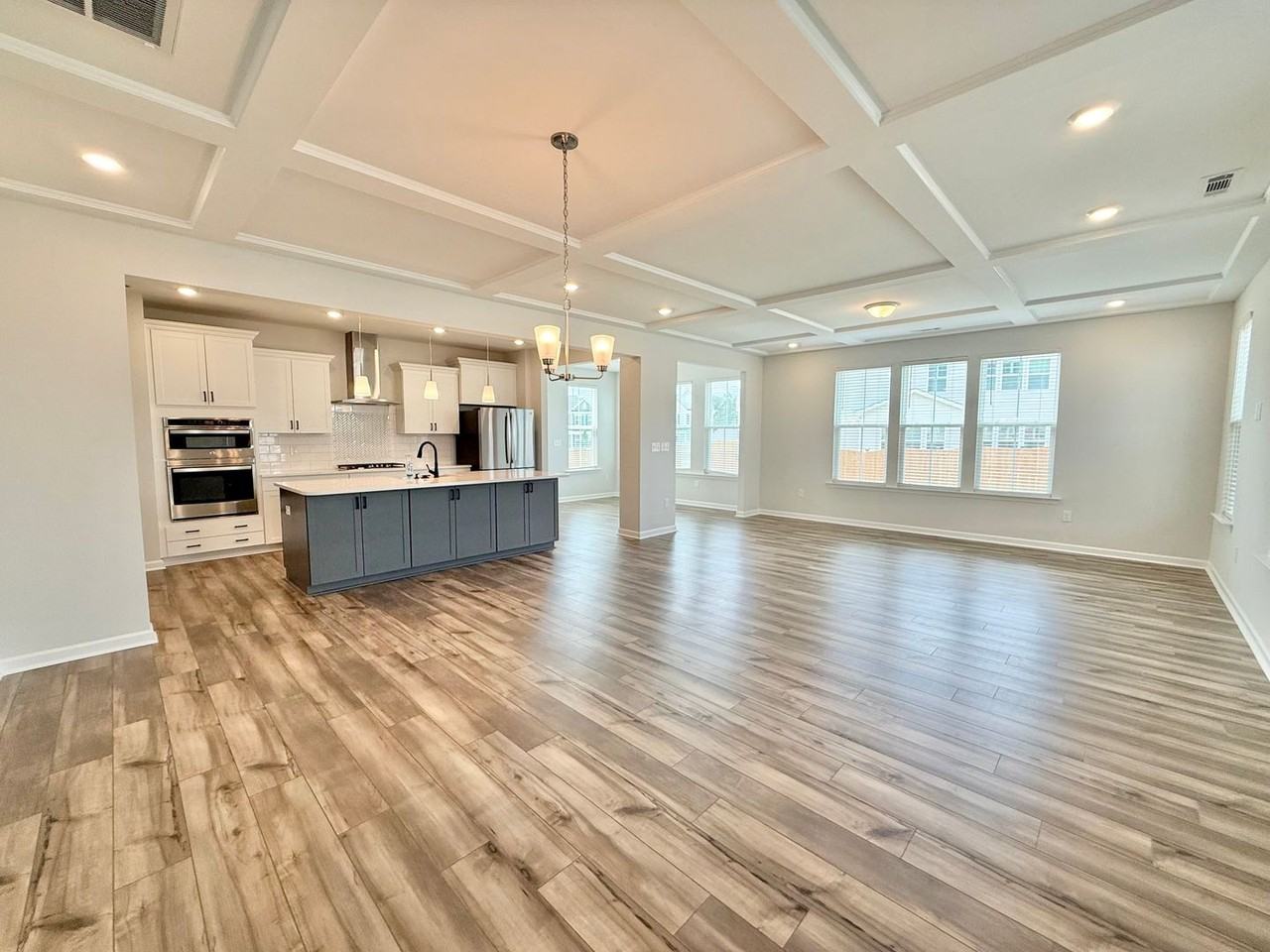150 Cherry Blossom Ct - Photo 7 of 47