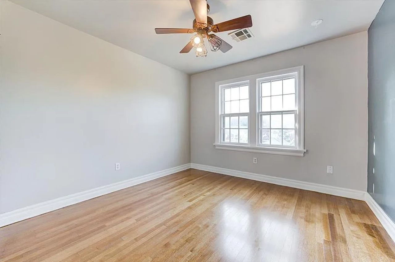 2616 Cummings Dr - Photo 2 of 21