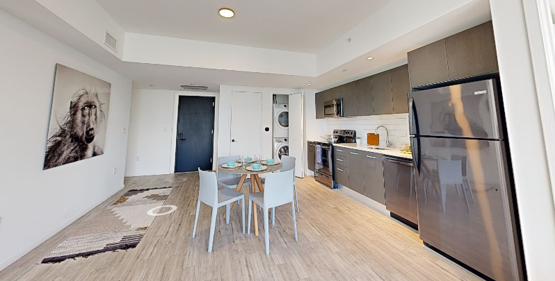 301 Southwest 1st Avenue - Photo 6 of 9