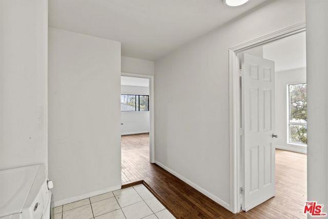 1033 6th St #110B - Photo 7 of 8