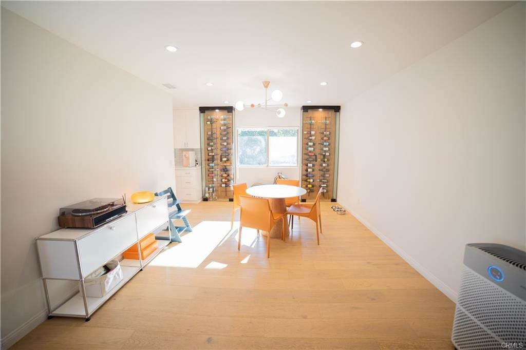 4935 Ocean View Blvd - Photo 3 of 8