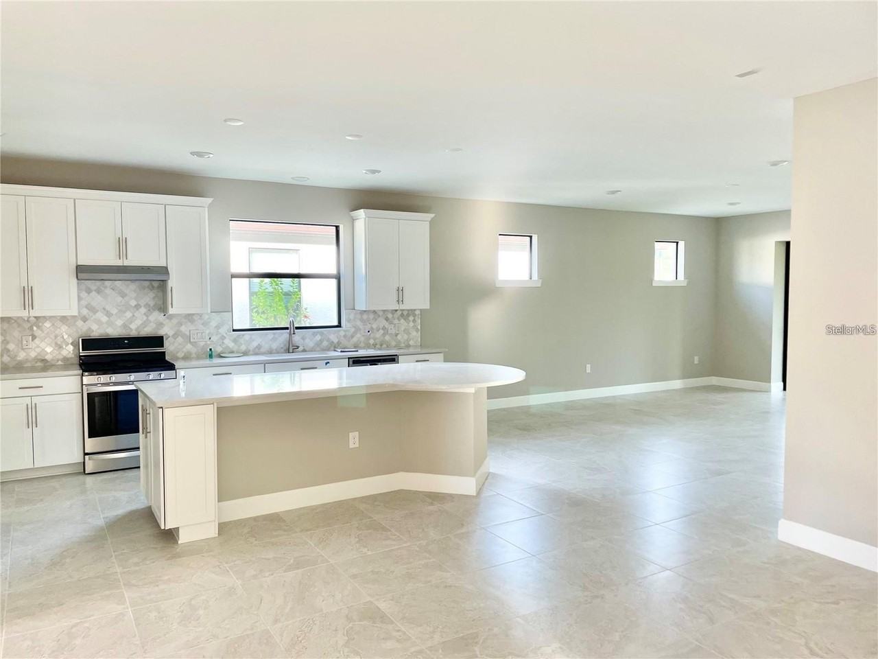 5748 Bay Pine Way - Photo 6 of 24