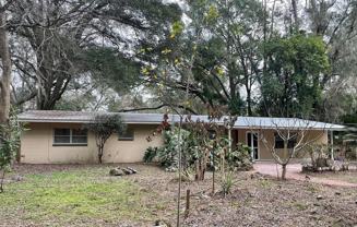 3811 Sw 20th St - Photo 1 of 1