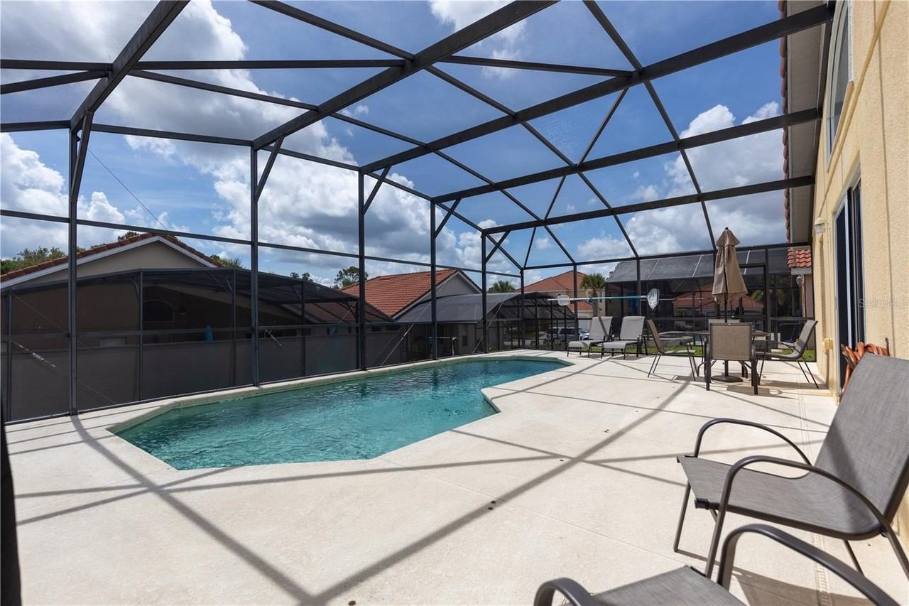 340 Rosso Dr - Photo 2 of 21