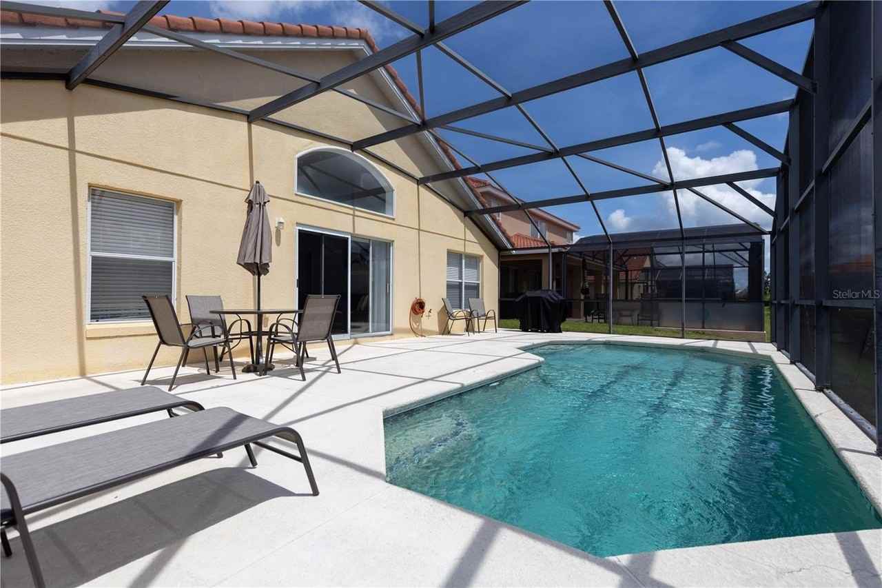 340 Rosso Dr - Photo 4 of 21