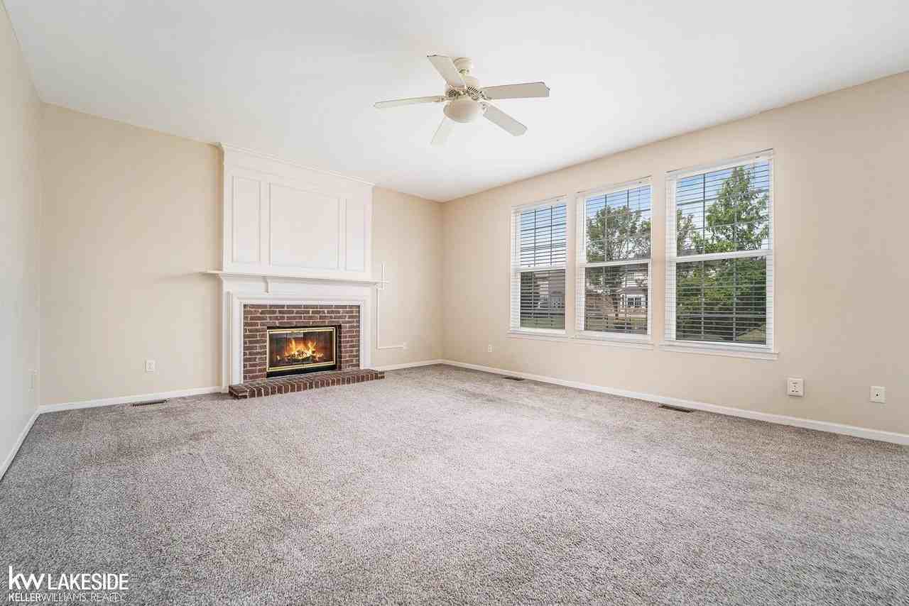 34681 Giannetti Dr - Photo 5 of 29