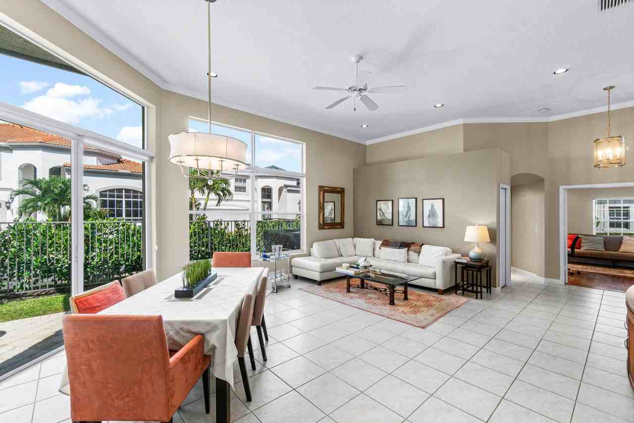 4252 Northwest 66th Lane - Photo 7 of 49