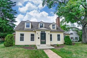 featured image of 118 N Pelham Dr