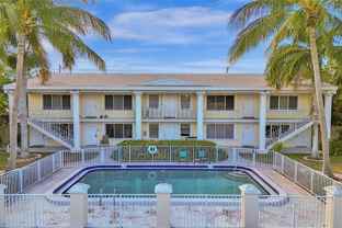 4525 Ne 21st Ave - Photo 1 of 1