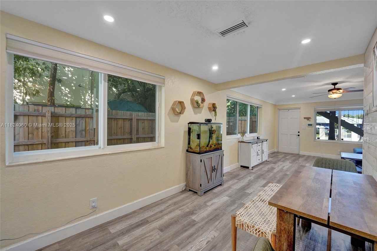 4525 Ne 21st Ave - Photo 7 of 22