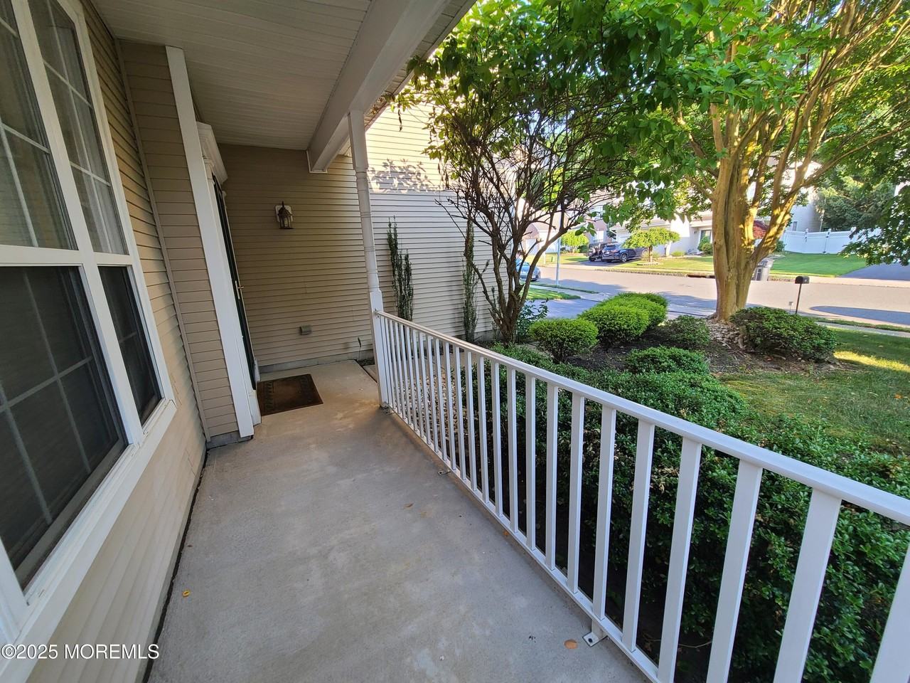 346 Wedgewood Road - Photo 2 of 18