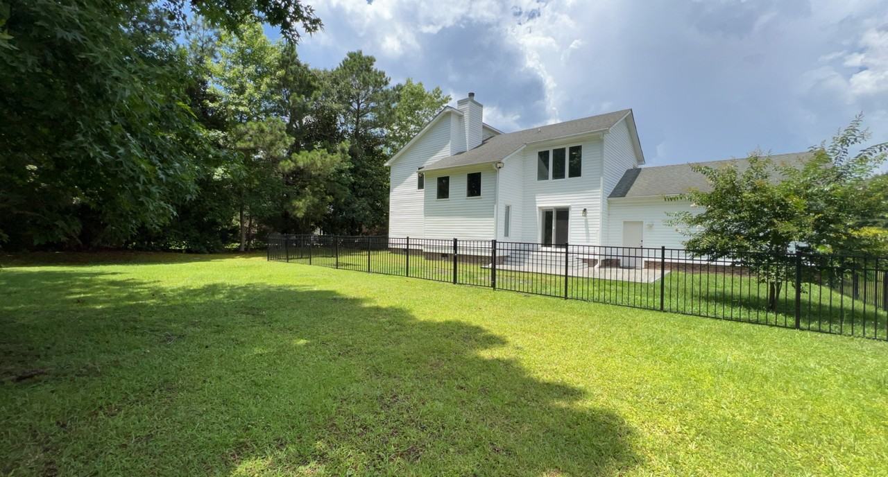 94 Bonita Lane - Photo 3 of 22