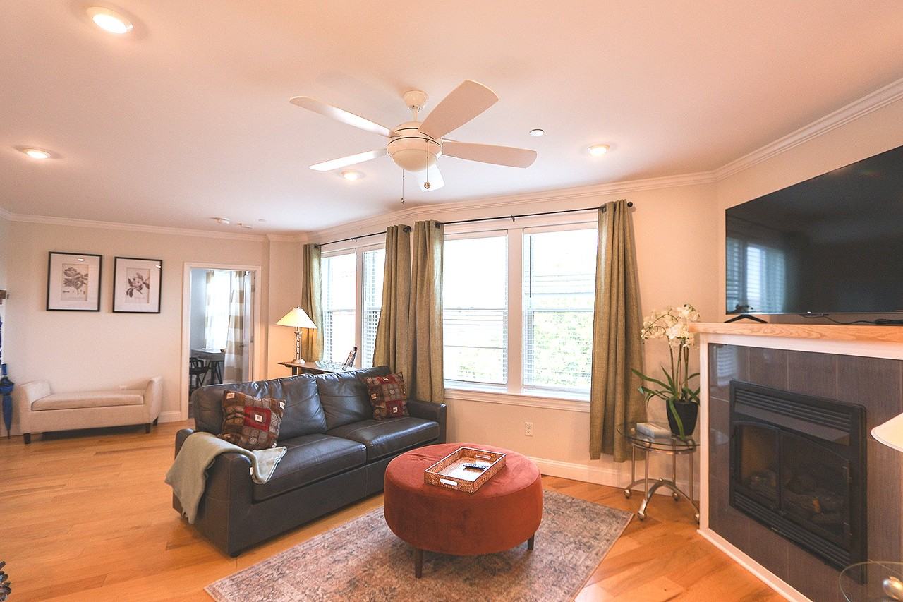 1008 Tremont St #9 - Photo 2 of 15