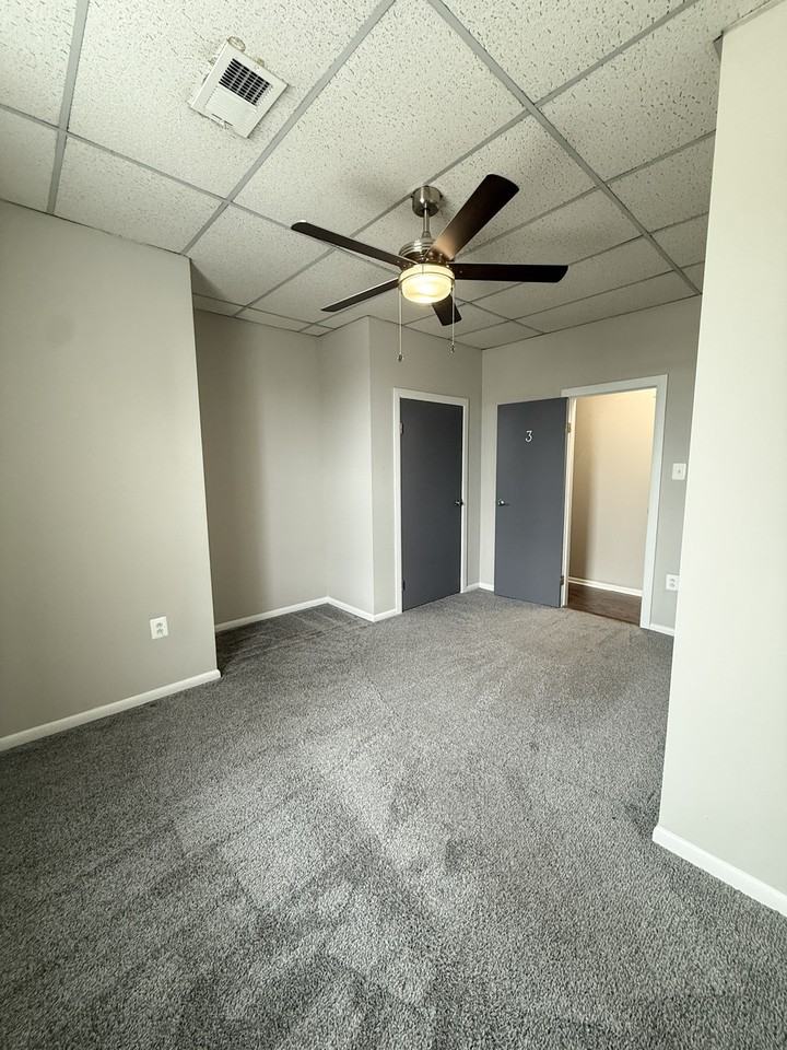 Campus Apartments - Photo 5 of 28