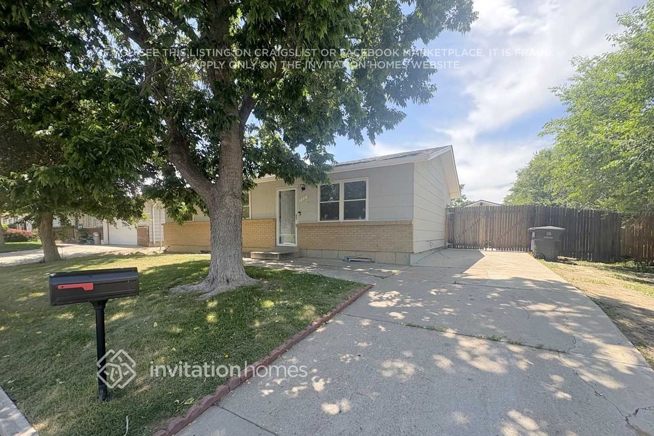 5561 Xanadu St - Photo 2 of 16