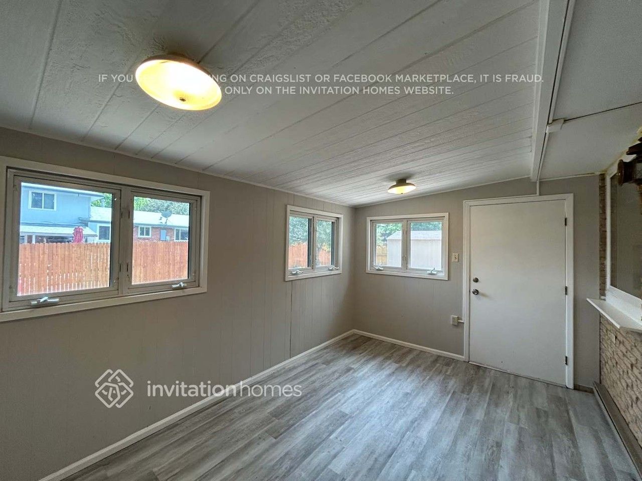 8866 W Asbury Dr - Photo 6 of 13