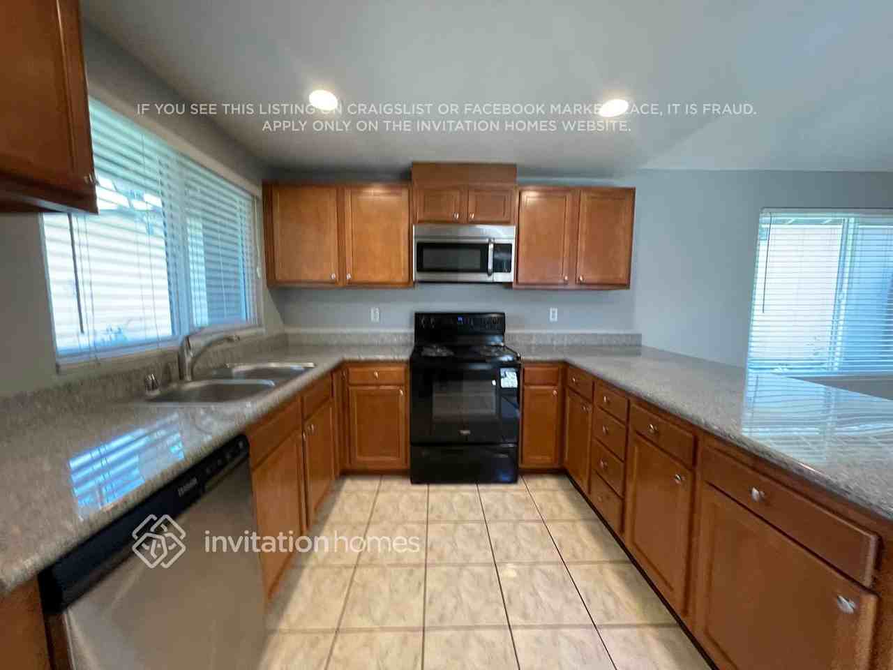 724 Sandy Brook Ct - Photo 3 of 22