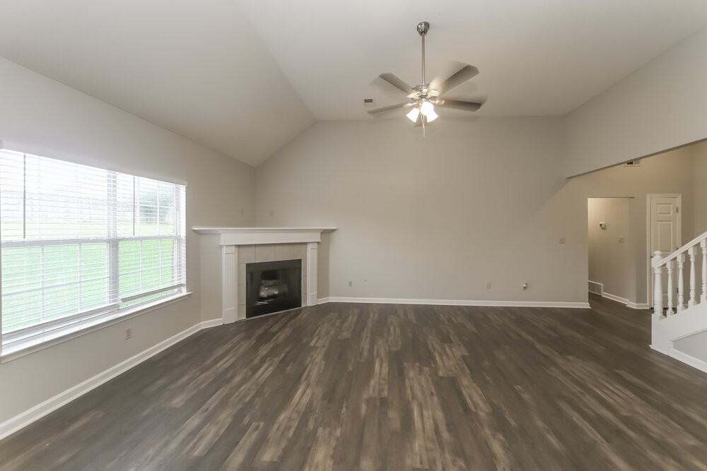 7764 Bramble Ln - Photo 4 of 17