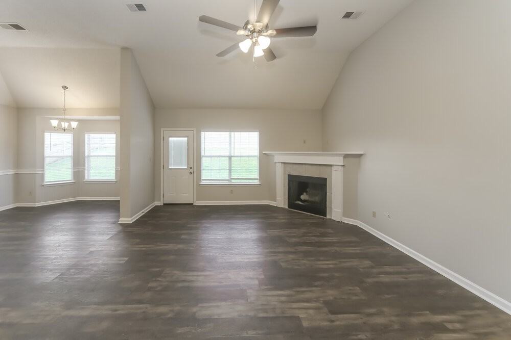 7764 Bramble Ln - Photo 5 of 17