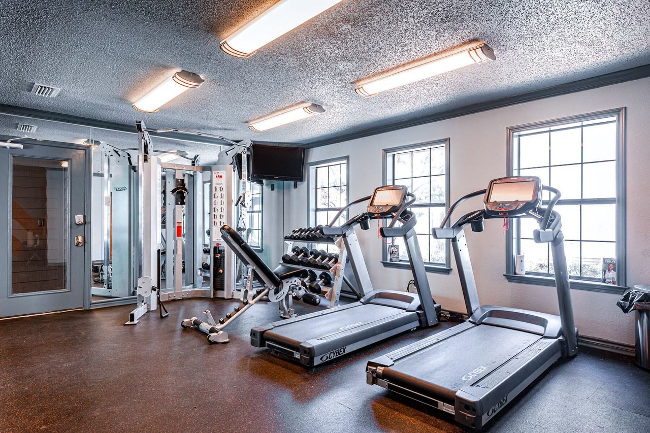 Fieldcrest Apartments - Photo 6 of 51