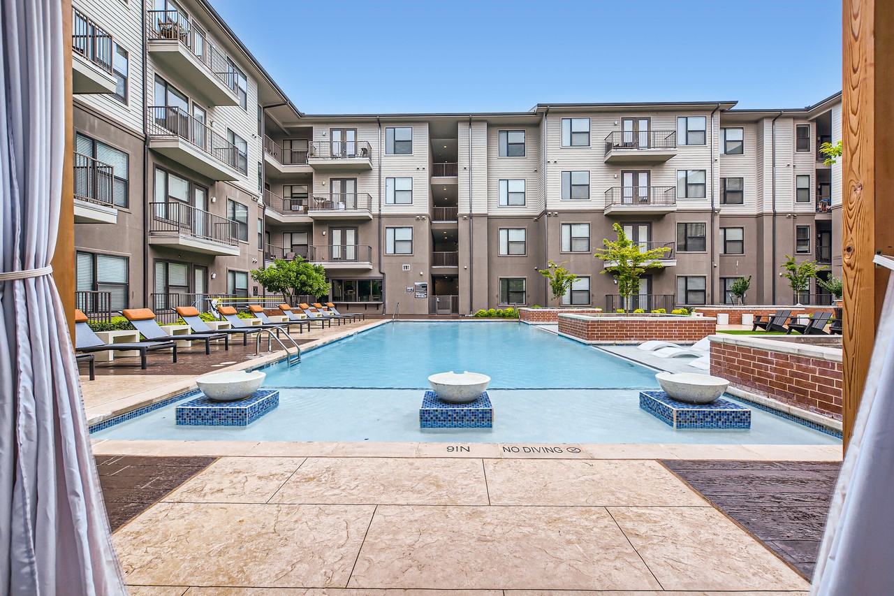 Factory Design District - Photo 4 of 50