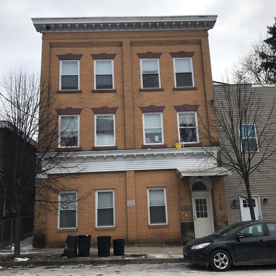 Portland 912 - Photo 2 of 22