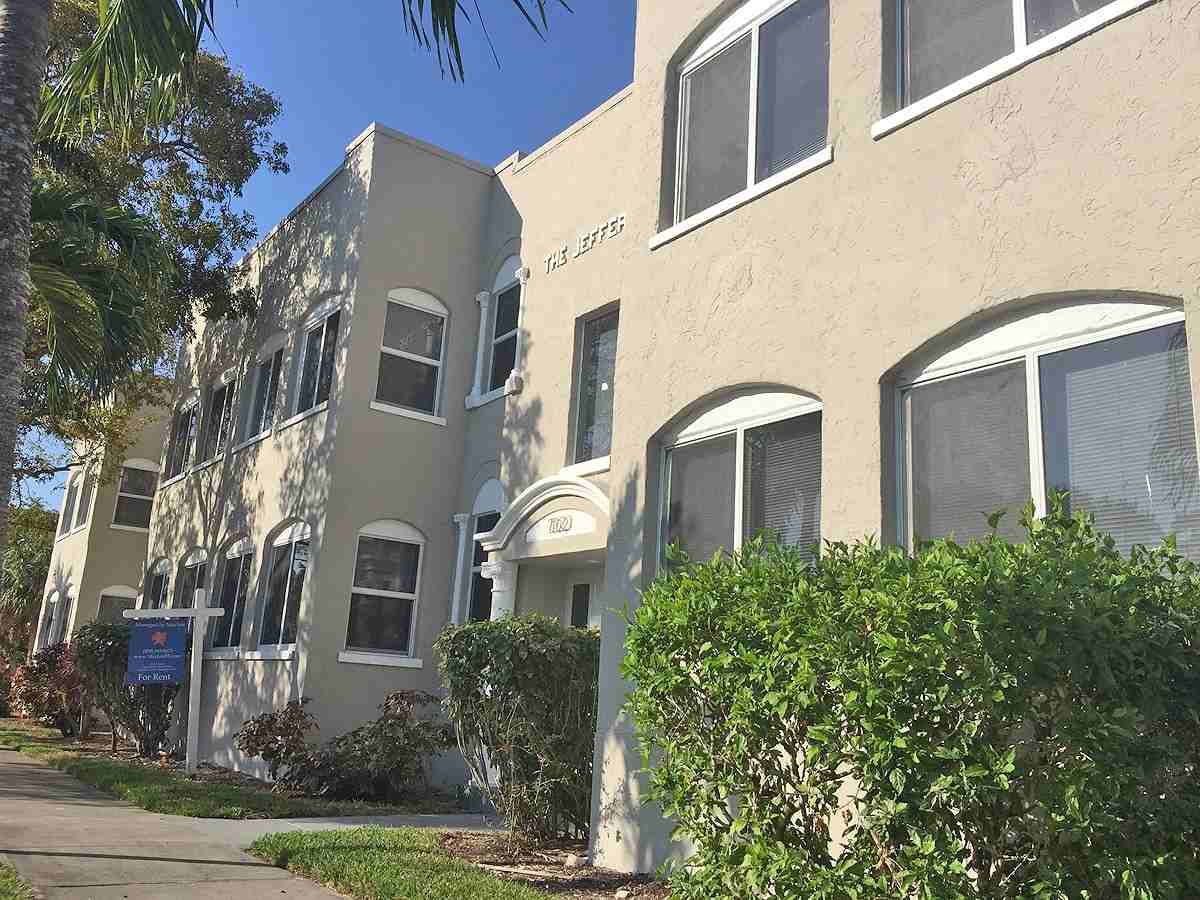 702 S 17th Ave (ZM YS Holdings LLC) - Photo 3 of 22