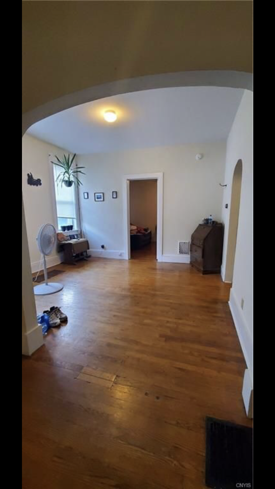 28 Hubbard Street - Photo 3 of 6