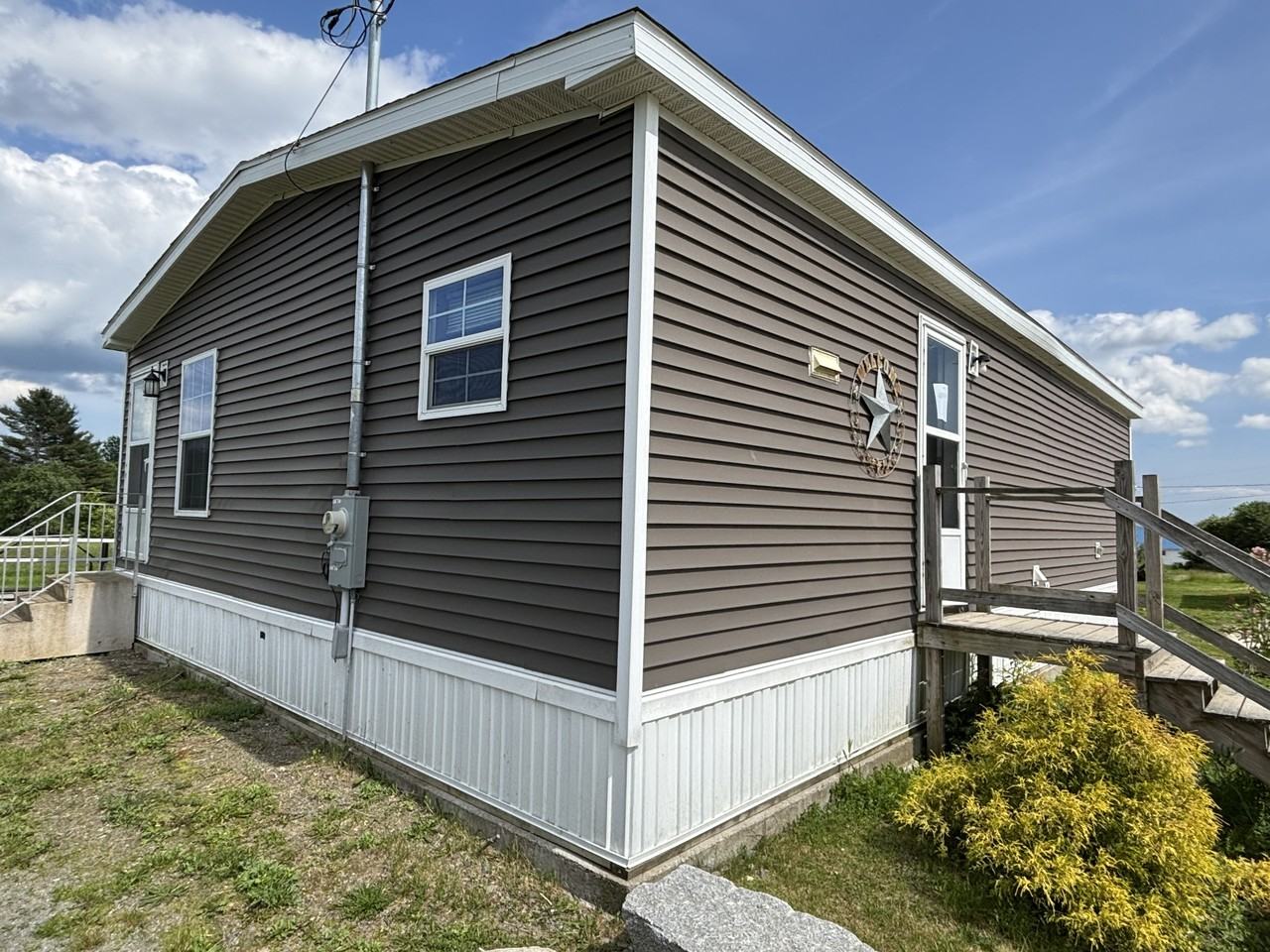 395 Moosehead Trail - Photo 2 of 10