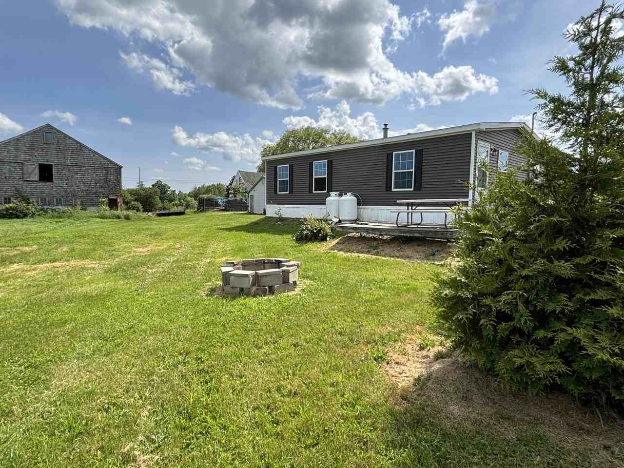 395 Moosehead Trail - Photo 3 of 10