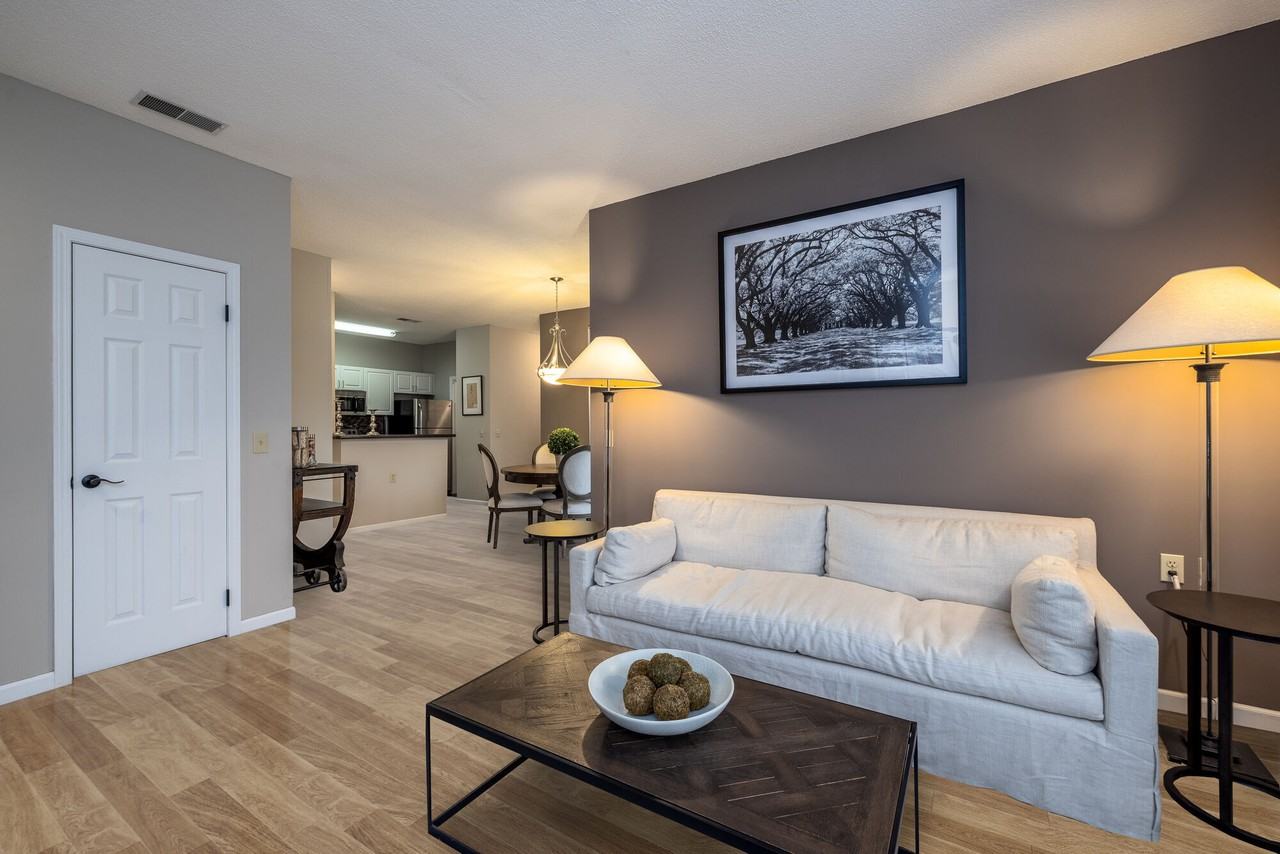 Coventry Apartments - Photo 3 of 26